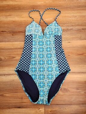 Lands' End One-Piece Swimsuit Women's 6 Blue Turquoise Medallion